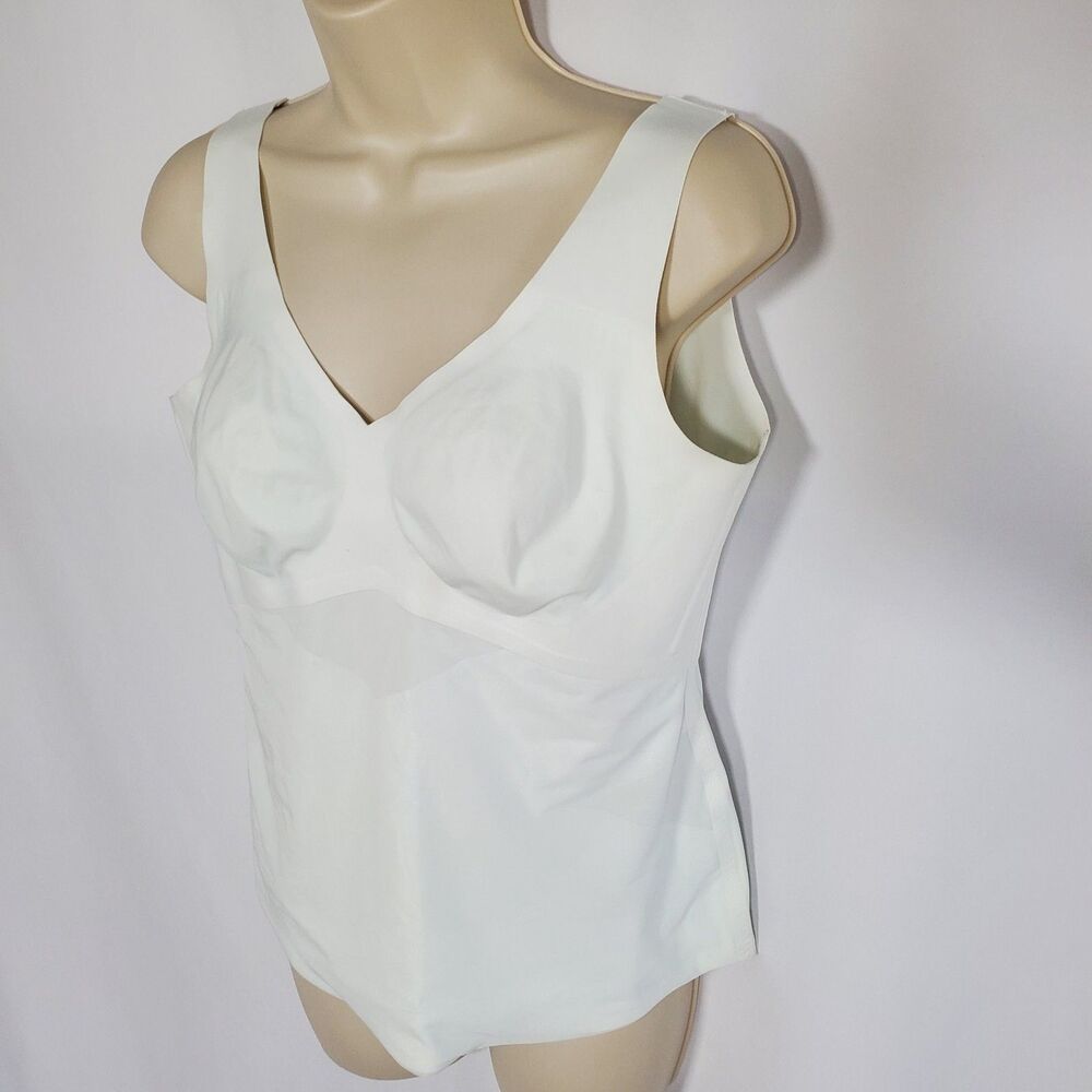 Honeylove White Shaping Tank with Built-In Support - Picture 4 of 10